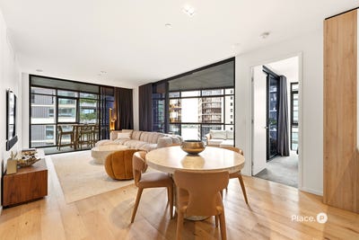 /international/au/1008-18-longland-street-newstead-qld-152628252/