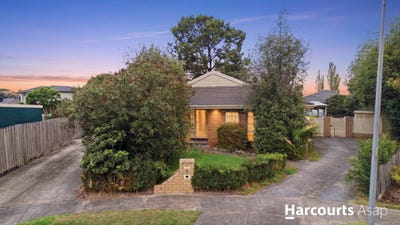 /international/au/1-wilga-court-narre-warren-vic-150821140/