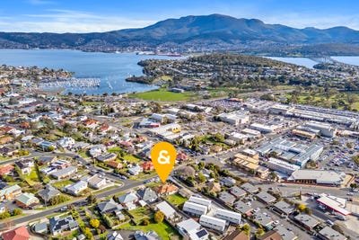 /international/au/36-bayfield-street-bellerive-tas-148716588/