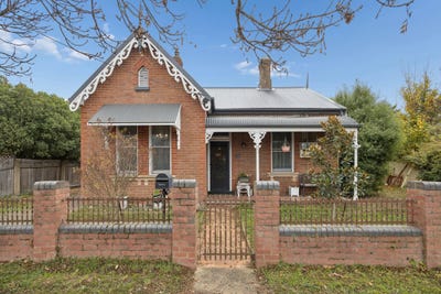 /international/au/118-lagoon-street-goulburn-nsw-151239412/