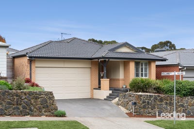 /international/au/10-holland-road-sunbury-vic-151616676/