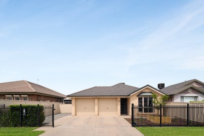/international/au/13-tripodi-circuit-parafield-gardens-sa-152612044/