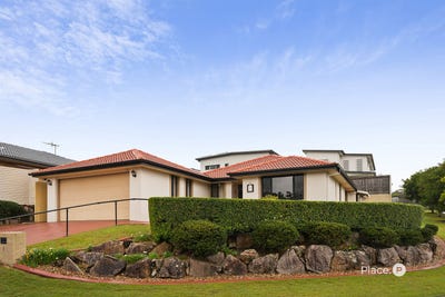 /international/au/1-stockton-close-carindale-qld-152539832/