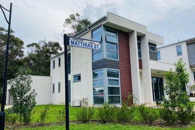 /international/au/1-matthias-street-riverstone-nsw-148401400/