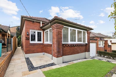 /international/au/32-helena-street-lilyfield-nsw-151216712/