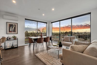 /international/au/203-82-bulla-road-strathmore-vic-145899152/