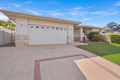 /international/au/16-litsea-court-reedy-creek-qld-152260916/