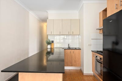 /international/au/12-4-6-victoria-street-wollongong-nsw-151434092/