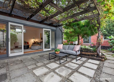 /international/au/32-henry-street-windsor-vic-151160160/