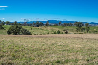 /international/au/614-peabody-road-molong-nsw-700399656/