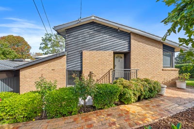 /international/au/9-martin-place-dural-nsw-151226596/