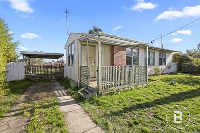 /international/au/1-wood-street-soldiers-hill-vic-151454976/