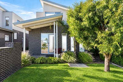/international/au/4-22-mount-street-altona-vic-152541632/