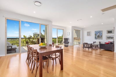 /international/au/32-24-seaview-road-banora-point-nsw-152468084/