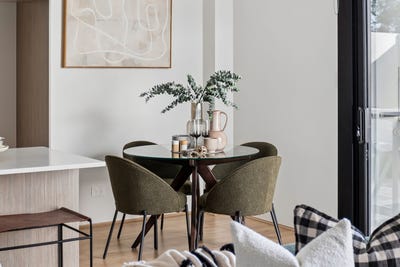/international/au/2-30-methuen-way-duncraig-wa-150896304/