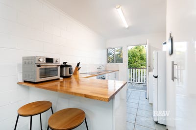 /international/au/9-28-kauri-street-cooroy-qld-148494244/