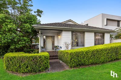 /international/au/21-eleebana-road-eleebana-nsw-152542060/