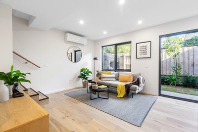 /international/au/4-23-milton-street-elwood-vic-148325616/