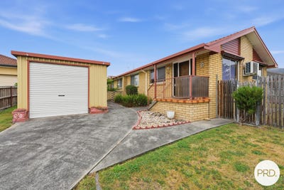 /international/au/2-13-walgett-place-glenorchy-tas-150478368/