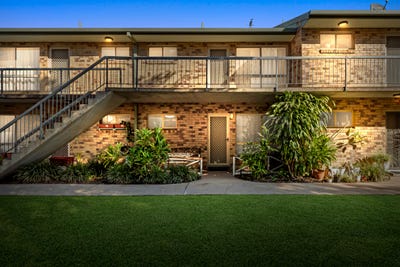 /international/au/4-28-30-mckean-street-caboolture-qld-148550892/