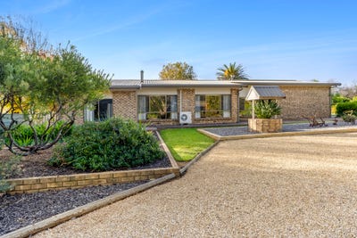 /international/au/62-briers-road-loxton-sa-151563184/