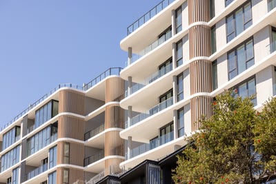 /international/au/two-bedroom-16-middleton-avenue-castle-hill-nsw-140453759/
