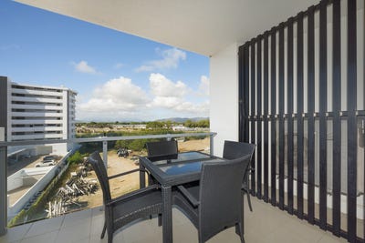 /international/au/22-5-kingsway-place-townsville-city-qld-151234032/