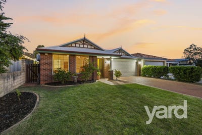 /international/au/19-jagoe-loop-willagee-wa-151241148/