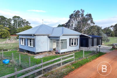 /international/au/7-obeirne-lane-linton-vic-151416472/
