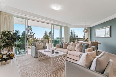 /international/au/18-177-old-burleigh-road-broadbeach-qld-151257672/