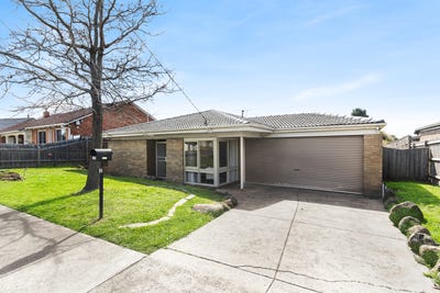 /international/au/13-mountfield-road-mitcham-vic-152511208/