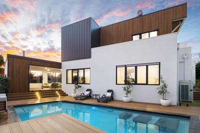 /international/au/21-boongala-road-broadbeach-waters-qld-148249640/