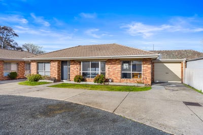 /international/au/2-17-yarrowee-street-sebastopol-vic-148607576/