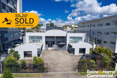 /international/au/18-eton-street-nundah-qld-505219680/