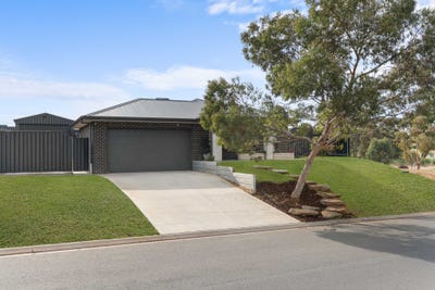 /international/au/3-rosella-rise-mannum-sa-152524788/