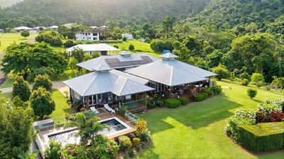 /international/au/6-unsworth-dr-mission-beach-qld-151534164/