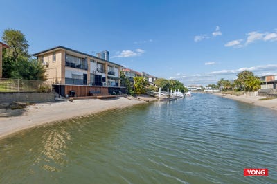 /international/au/4-3-miami-key-broadbeach-qld-151046096/