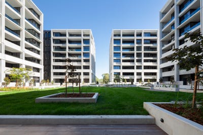 /international/au/62-constitution-avenue-parkes-act-147971384/
