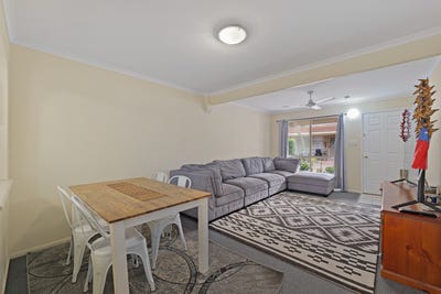 /international/au/14-20-chambers-flat-road-waterford-west-qld-152478024/