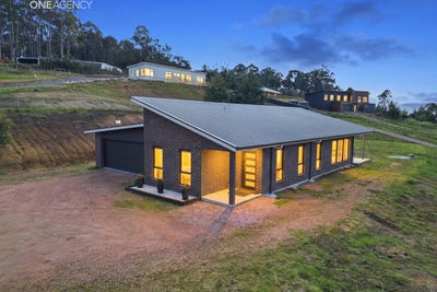 /international/au/4-kaths-way-aberdeen-tas-151622388/