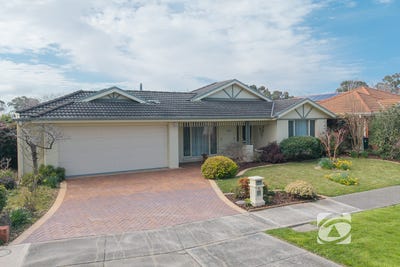 /international/au/6-jamieson-way-berwick-vic-152615688/