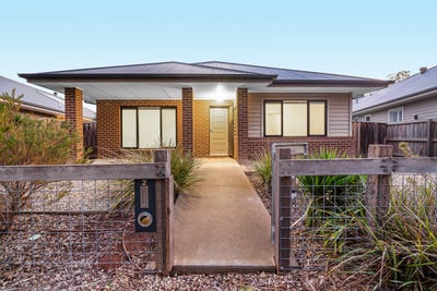 /international/au/2-wellsford-court-eynesbury-vic-148428484/