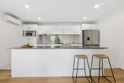 /international/au/8-117-redfern-street-macquarie-act-148542104/