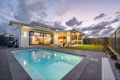 /international/au/17-miles-avenue-dunsborough-wa-152521784/