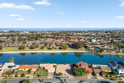 /international/au/lot-5-59-lochside-drive-west-lakes-sa-204503176/