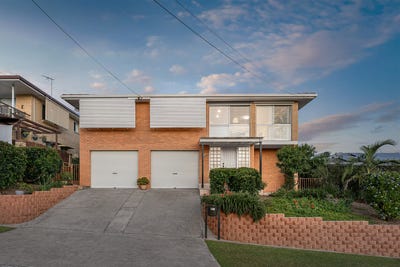 /international/au/5-pareena-crescent-mansfield-qld-152535688/