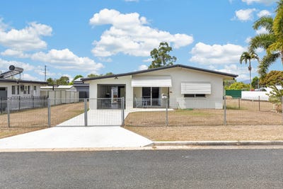 /international/au/18-martin-avenue-mareeba-qld-152519640/