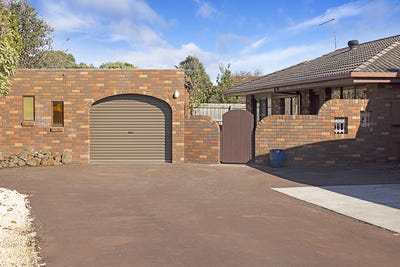 /international/au/2-7-breton-street-warrnambool-vic-151570756/