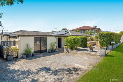 /international/au/9-woodrose-street-kingston-qld-150934572/