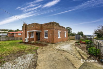 /international/au/2-james-street-upper-burnie-tas-151647248/